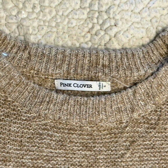 Pink Clover Beige Knit Sweater Size Small - Picture 4 of 16